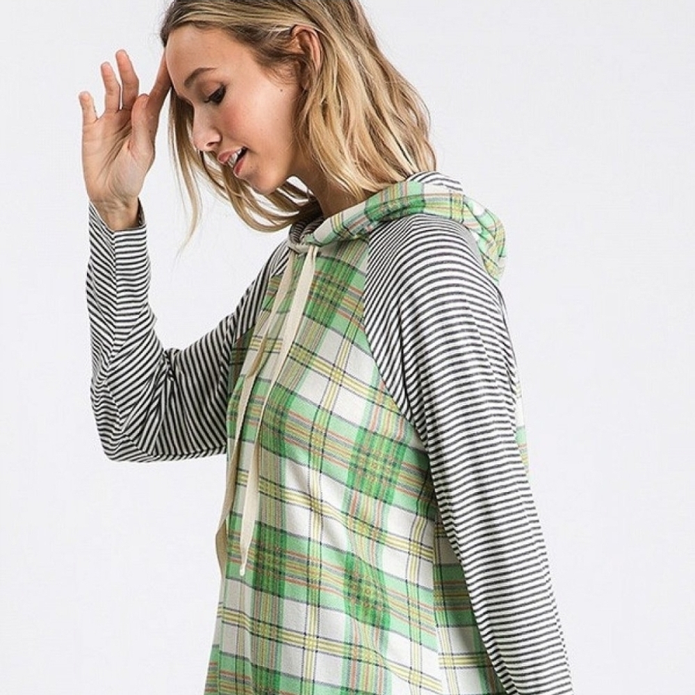 CY Fashion Plaid and Striped Green Hoodie NWOT - Picture 5 of 10